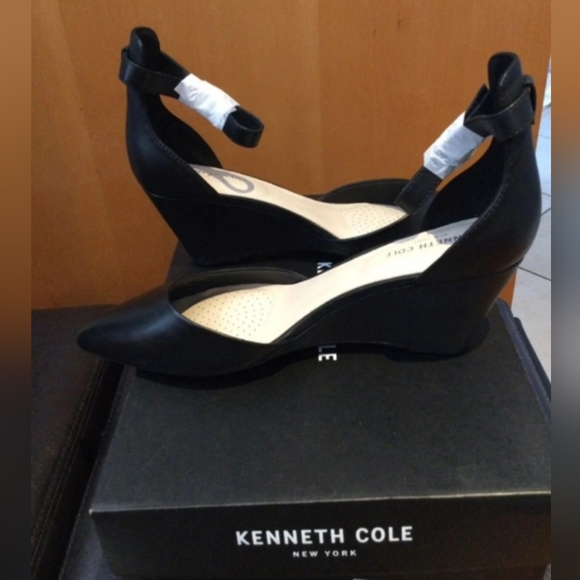 Kenneth Cole Ellis Ankle Strap D’Orsay Wedge Pump Size: 9.5 MED - Picture 6 of 8